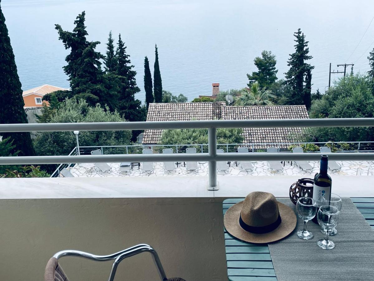 Mediterranean View Hotel Barbati Esterno foto