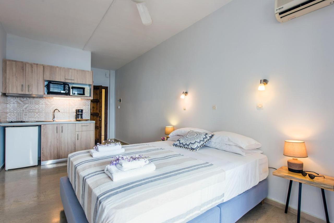 Mediterranean View Hotel Barbati Esterno foto
